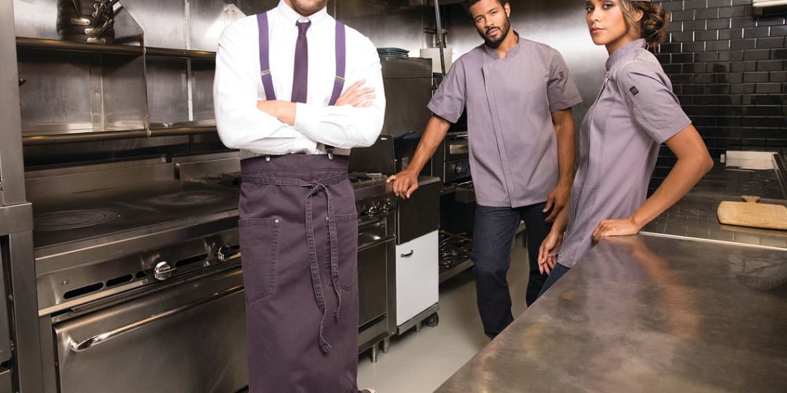 Five Reasons Why Restaurant Uniforms are a Must